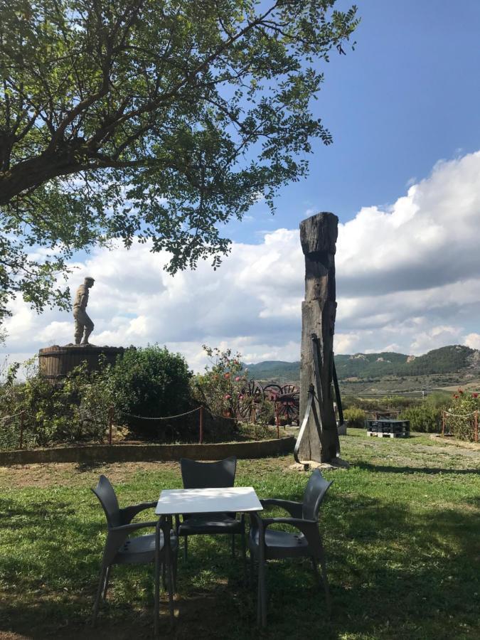 Portal De La Rioja Hotel Brinas Bagian luar foto